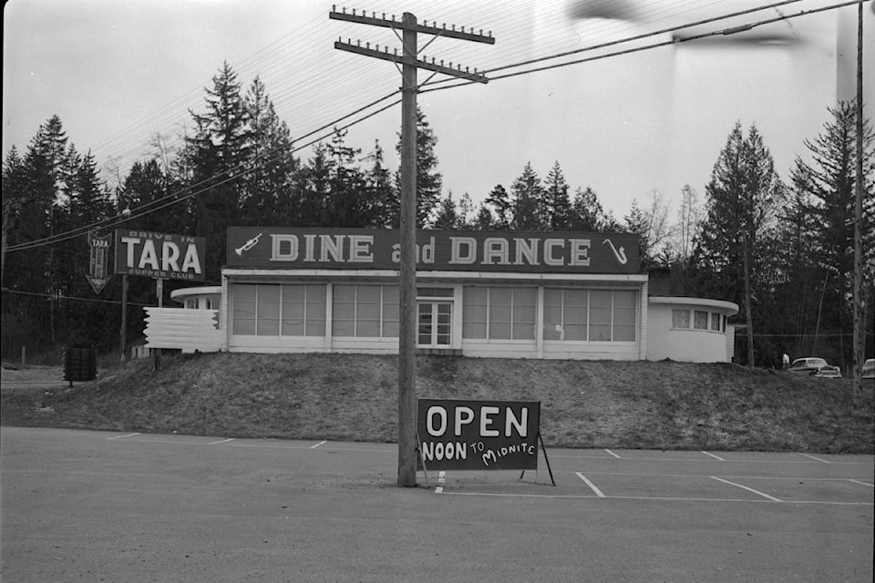 8271017_web1_170828-CLR-M-Tara-Supper-Club-1957