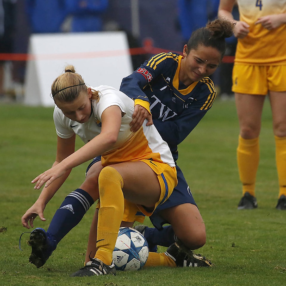 8455334_web1_170909-LAT--Sports-TWU-WS-Sakaki