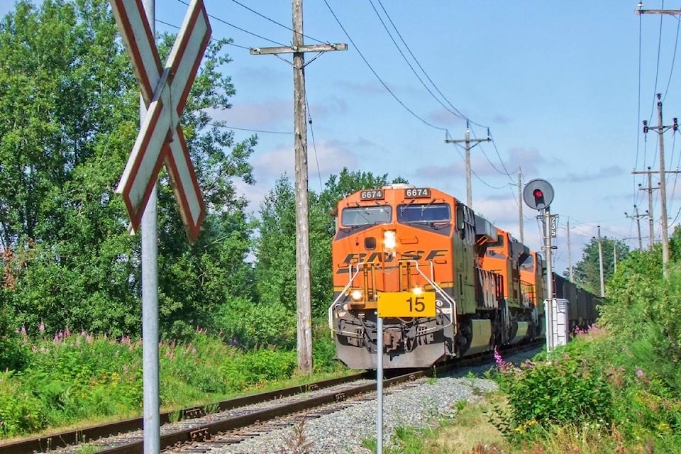 8569171_web1_170919-LAT-M-Coal-Trainfilepic