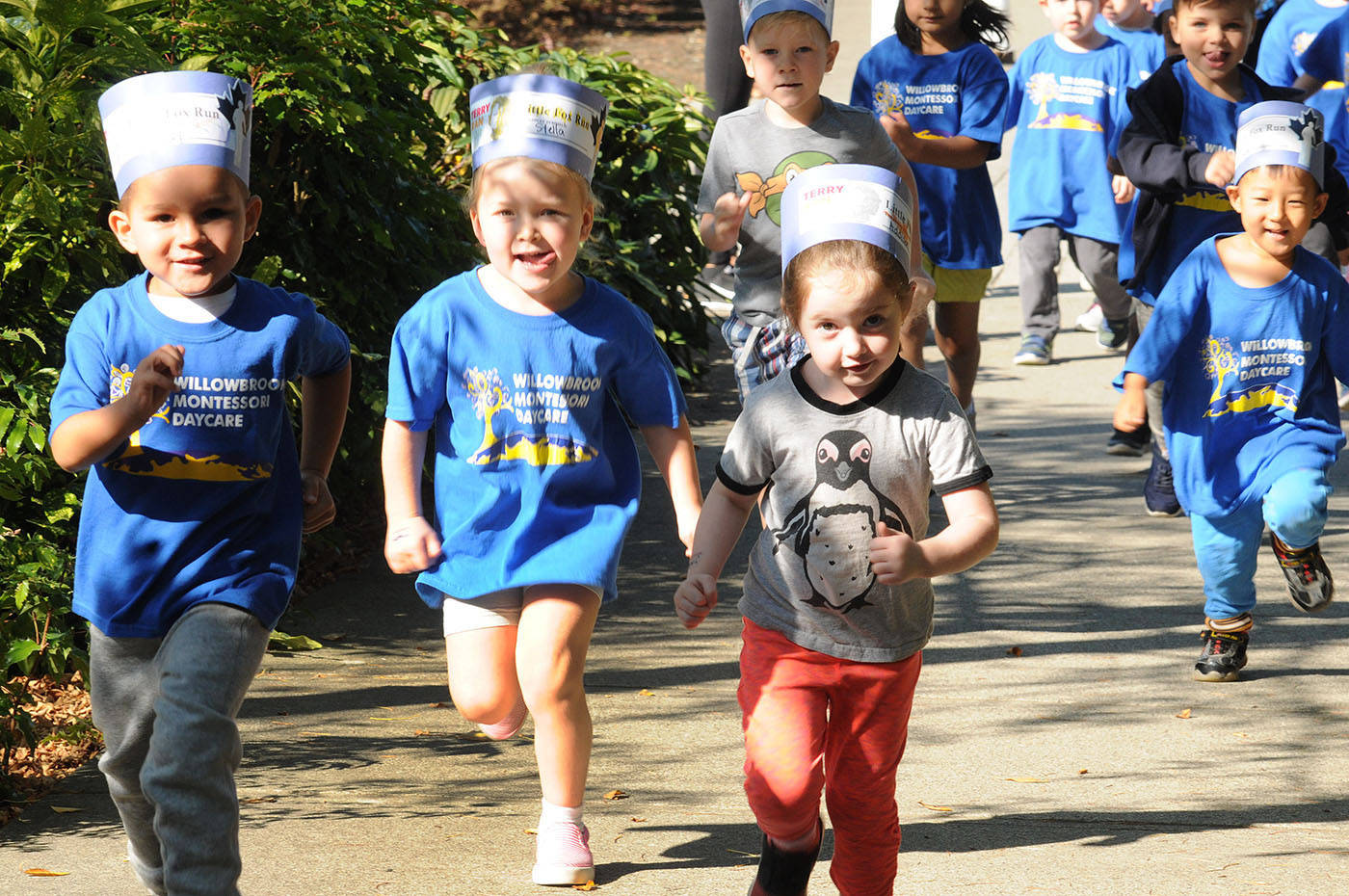 8629677_web1_170927-LAT-montessoriterryfoxrun3