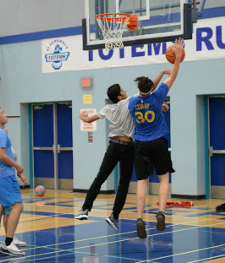 8630018_web1_170928-ALT-basketball-aldergrove_3