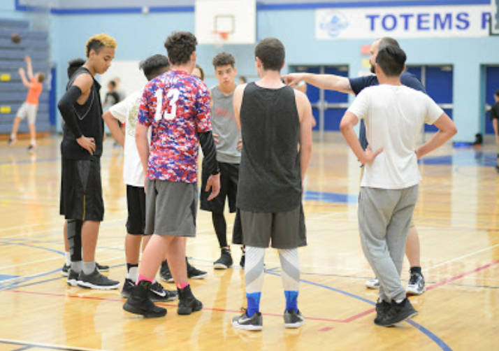 8630018_web1_170928-ALT-basketball-aldergrove_4