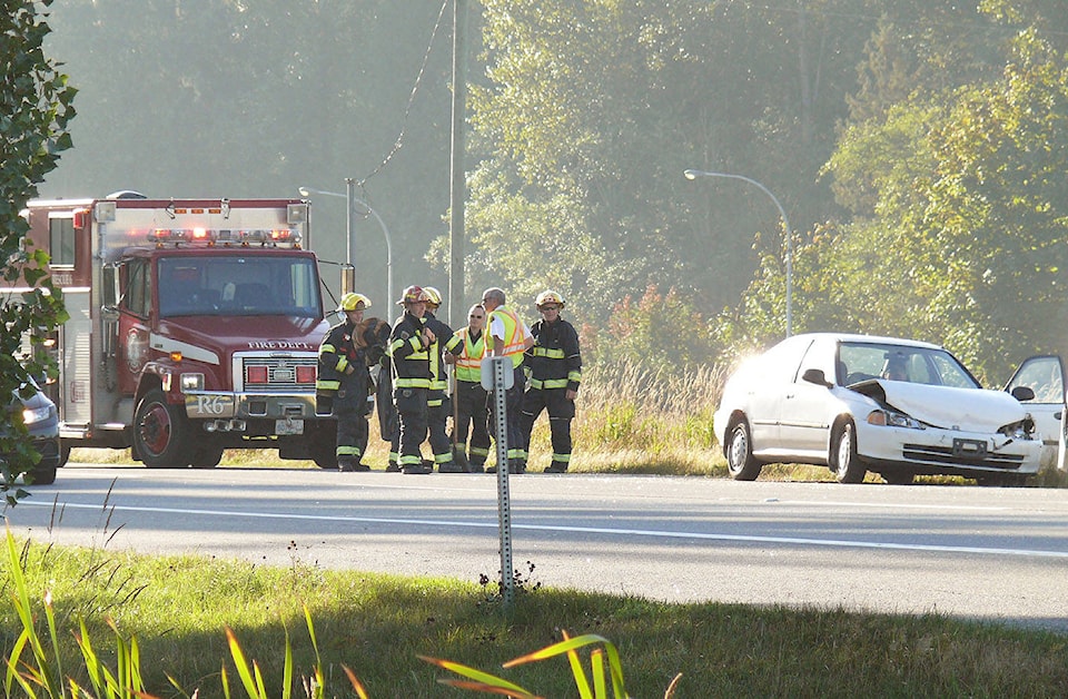 8689176_web1_170929-LAT-highwayonecrash1