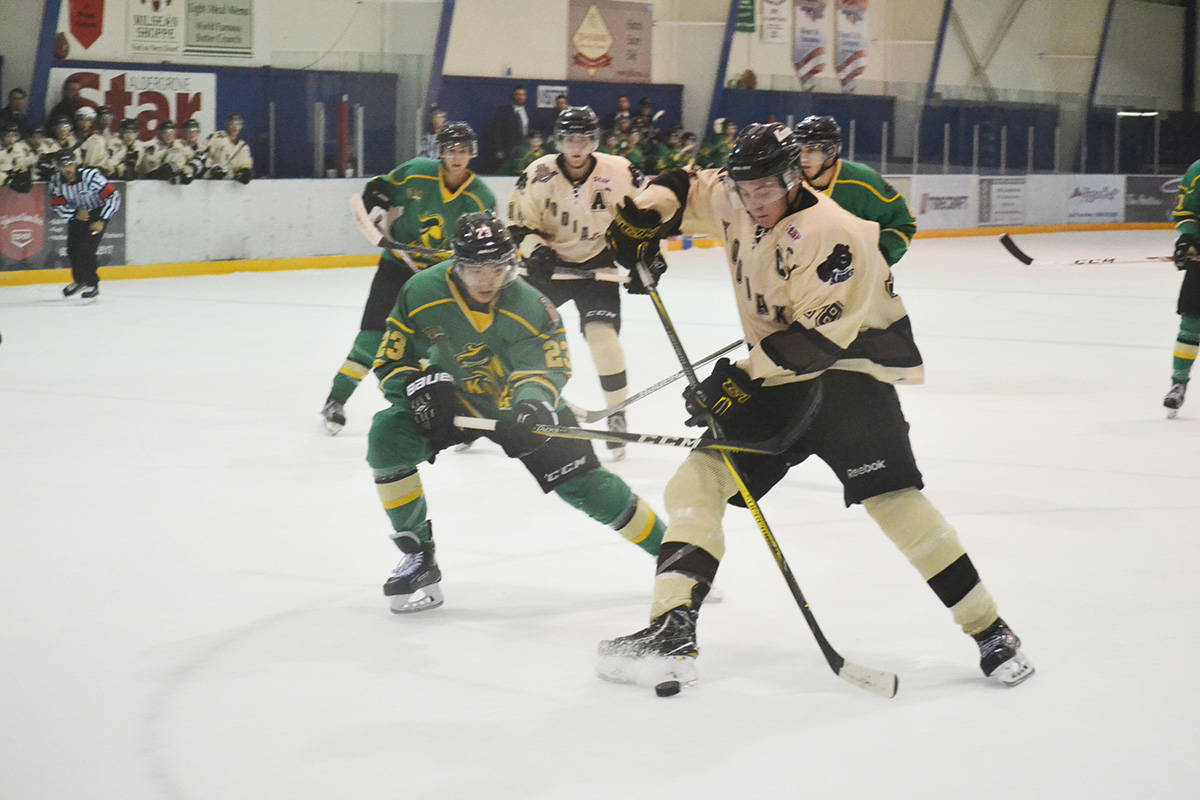 8718373_web1_171005-ALT-Kodiaks-topple-Knights_7