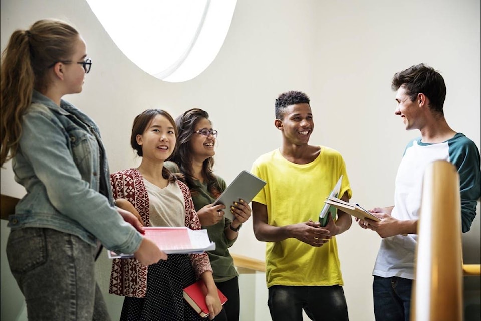 8833305_web1_171009-CLR-M-rockthatinterview_shutterstock