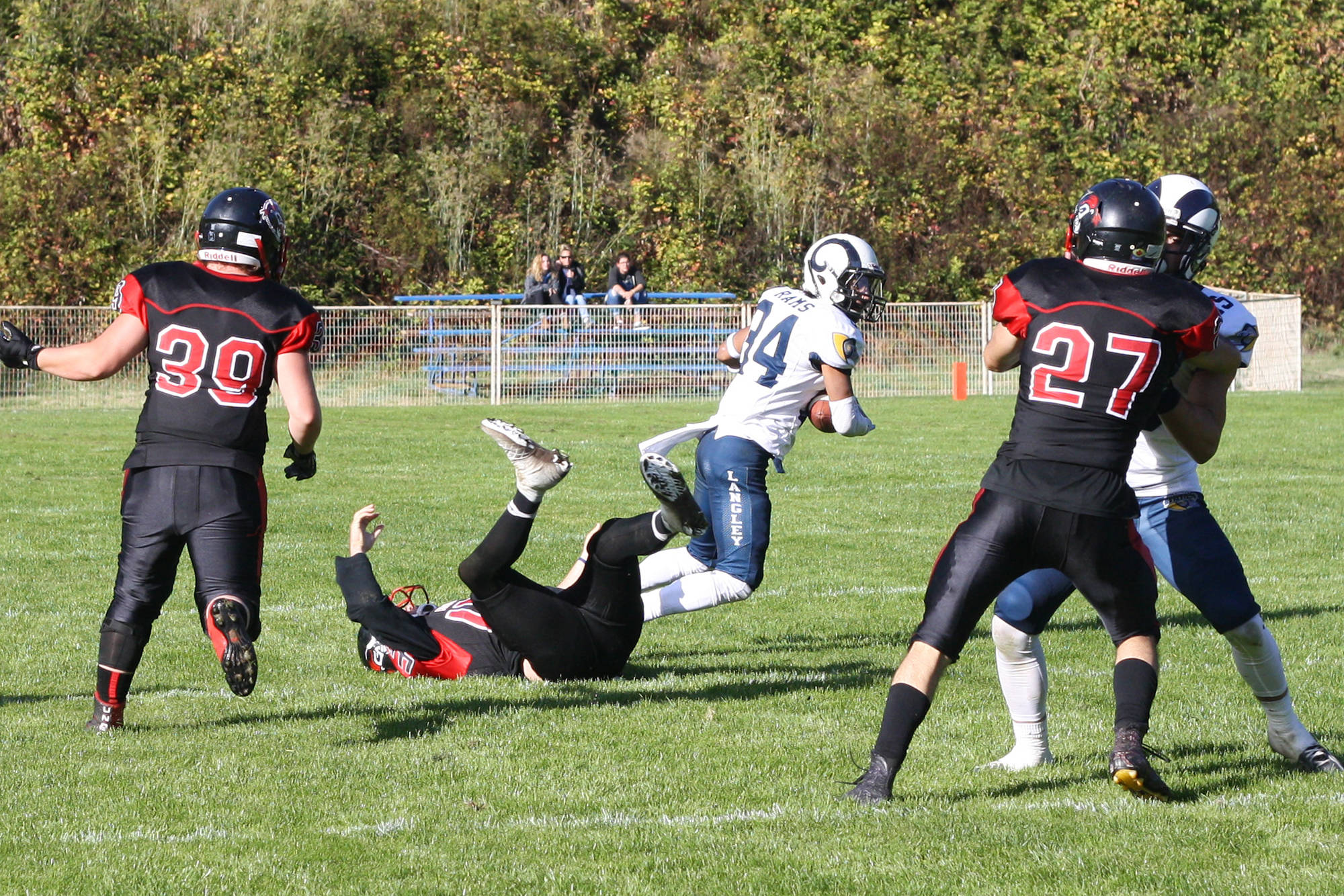 8876513_web1_171007-LAT-Sports-Rams-Murray2
