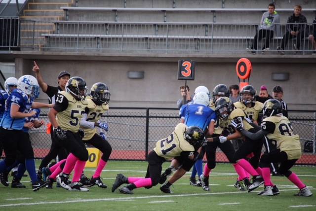 8899373_web1_JB_Week6_-21Tackle