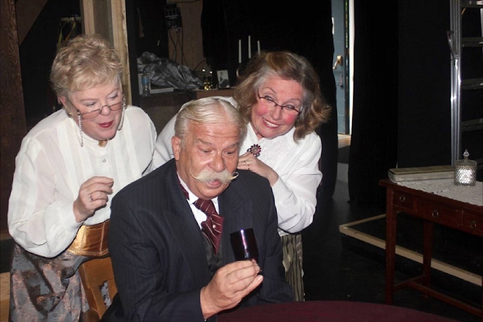 8904248_web1_171013-LAT-Arts-ArsenicAndLace_1