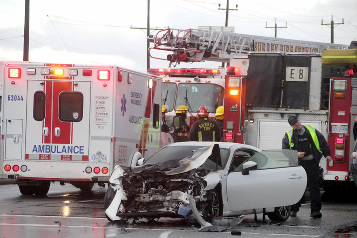 8962317_web1_171017-SUL-Hwy10Crash3