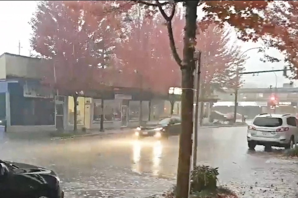 9004807_web1_20171019-KCN-T-WaterRainfall