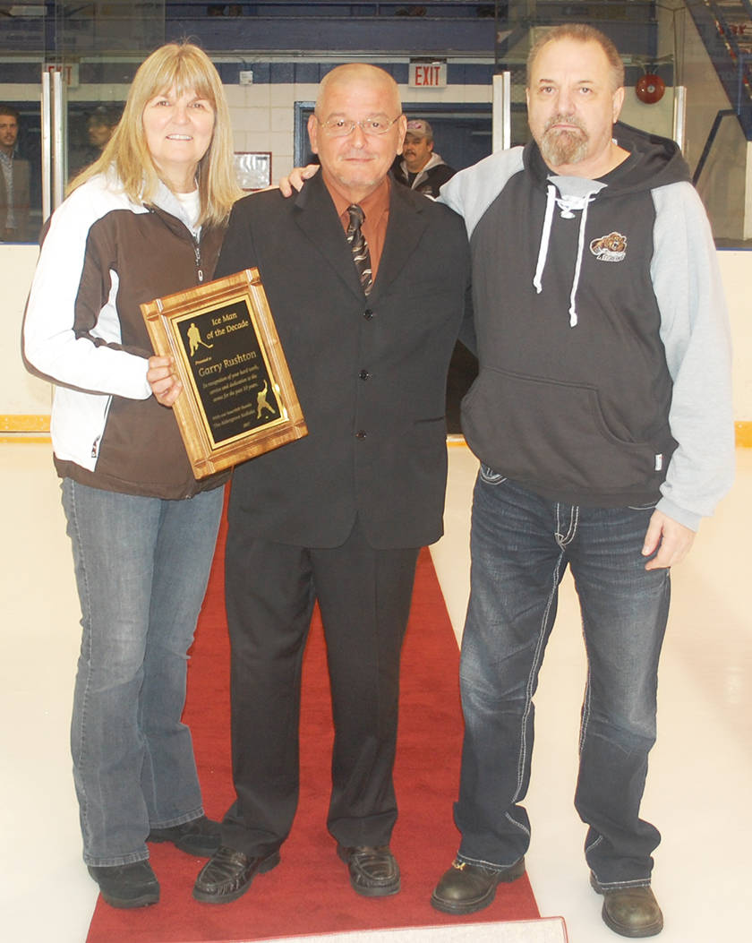 9015739_web1_171026-ALT-arena-rushton-retires_3