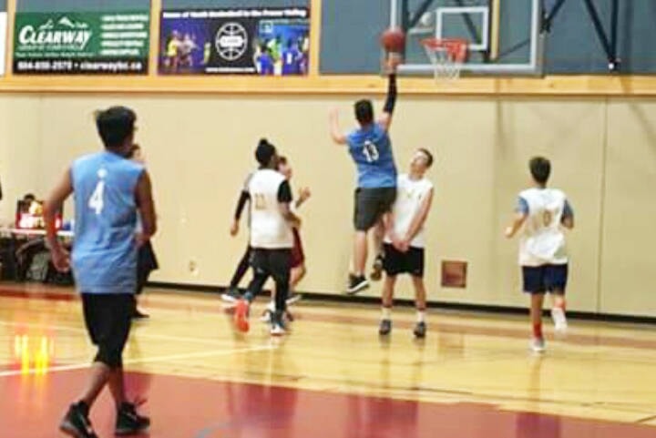 9055434_web1_171026-ALT-Bball-win_2