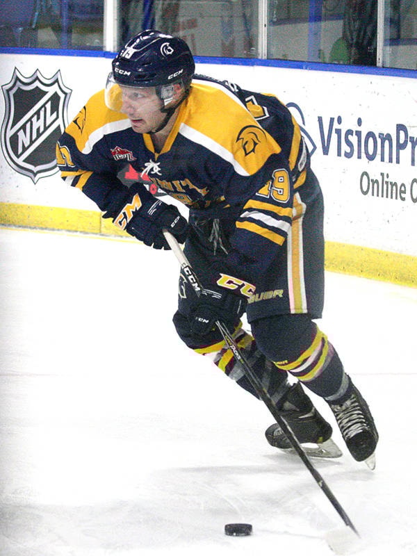 9088882_web1_171021-LAT-Sports-TWU-MH-Potomak