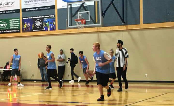 9252085_web1_171109-ALT-basketball_3