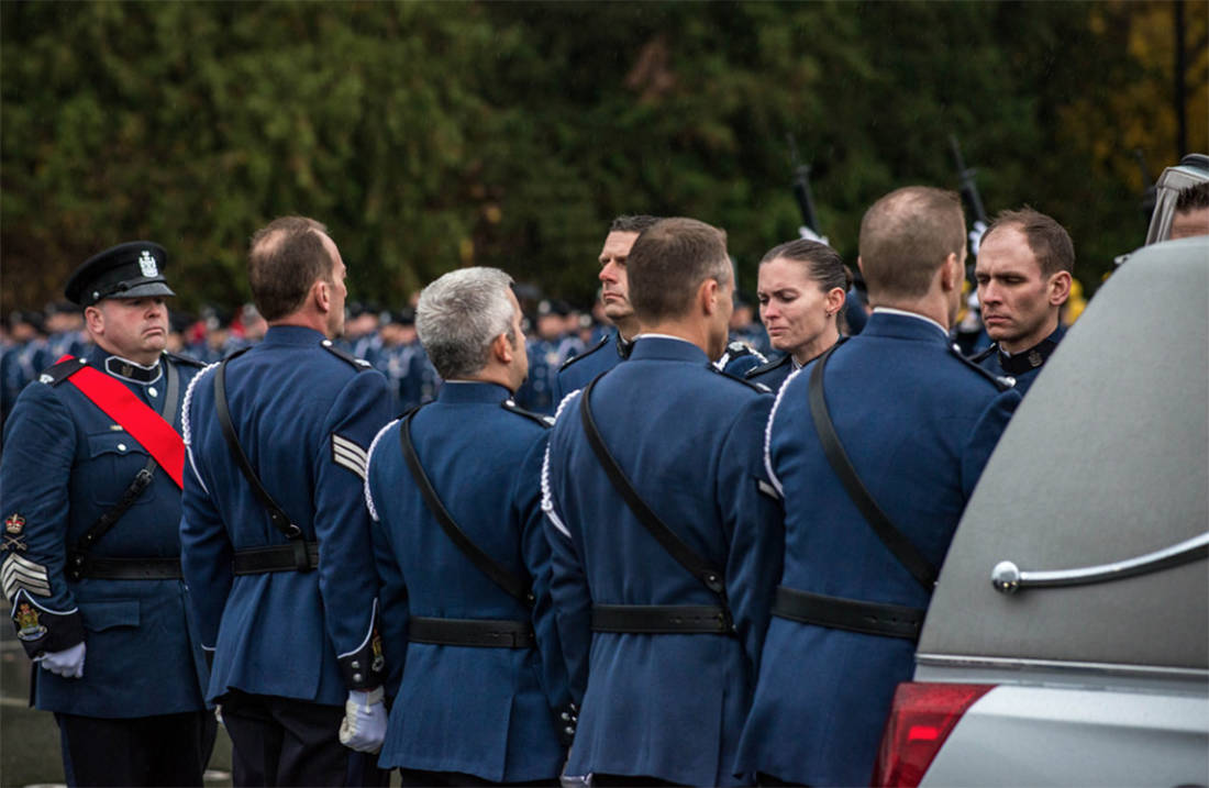 9445840_web1_171122-ABB-John-Davidson-funeral_10