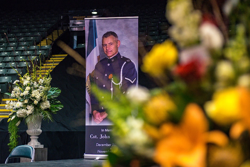 9448296_web1_apd-const-john-davidson-service-21-4x6_37811957174_o