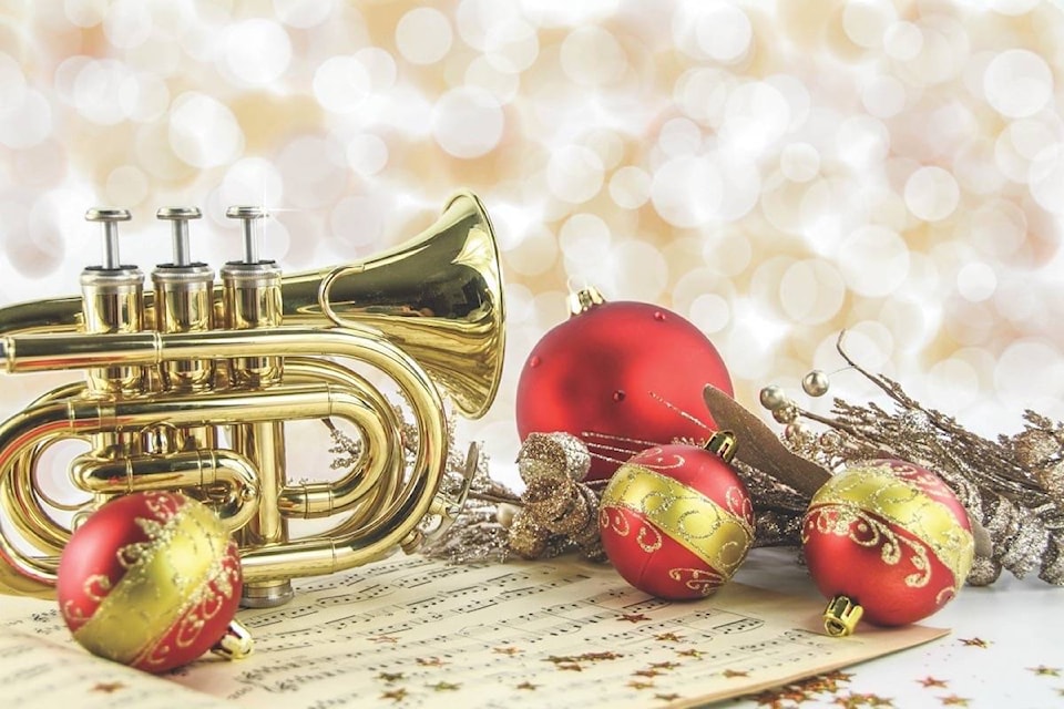 9556904_web1_171201-LAT-Arts-LCB-Xmas_1