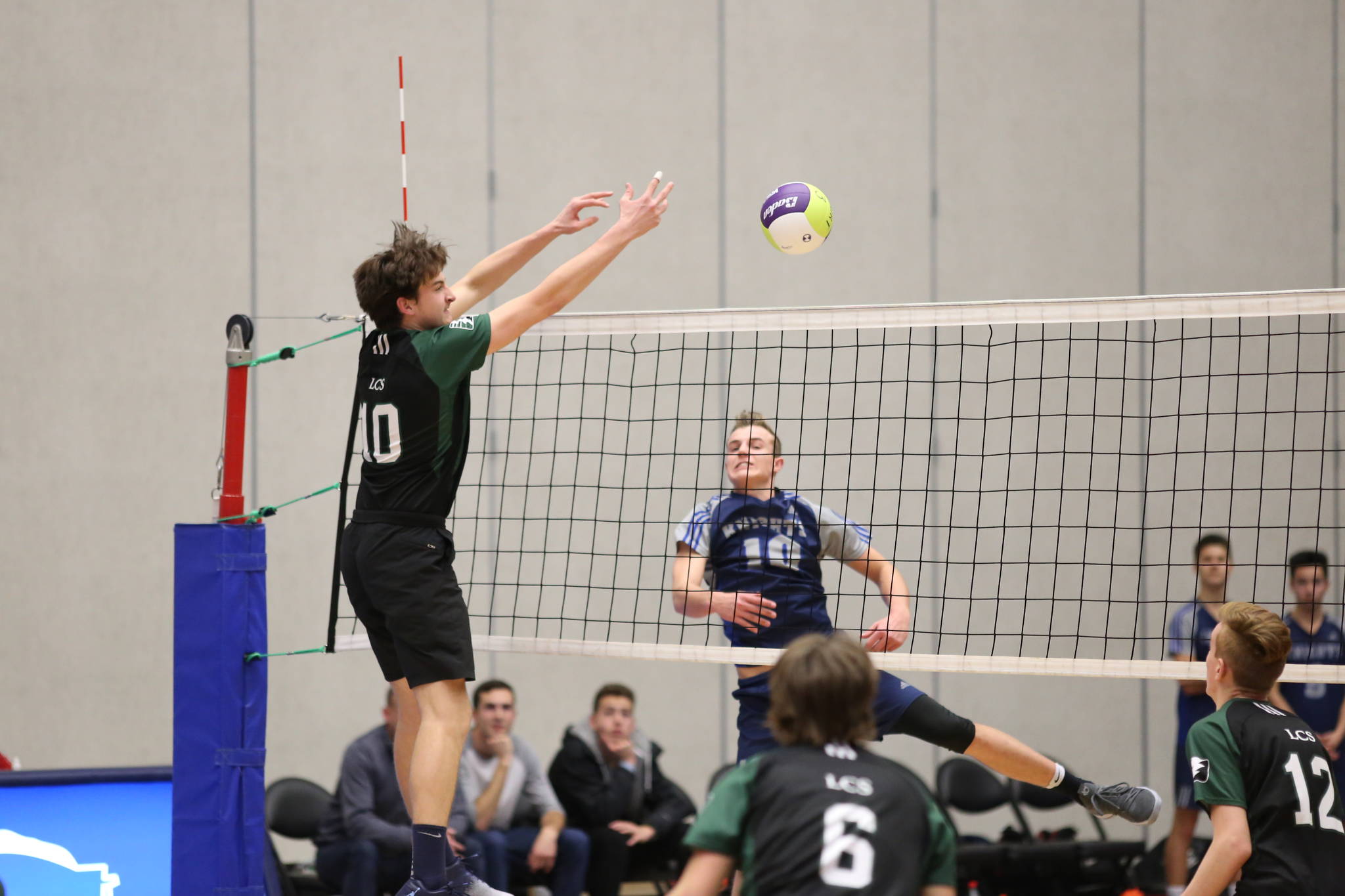 9634370_web1_171202-BPD-Sports-Volleyball-LCS4