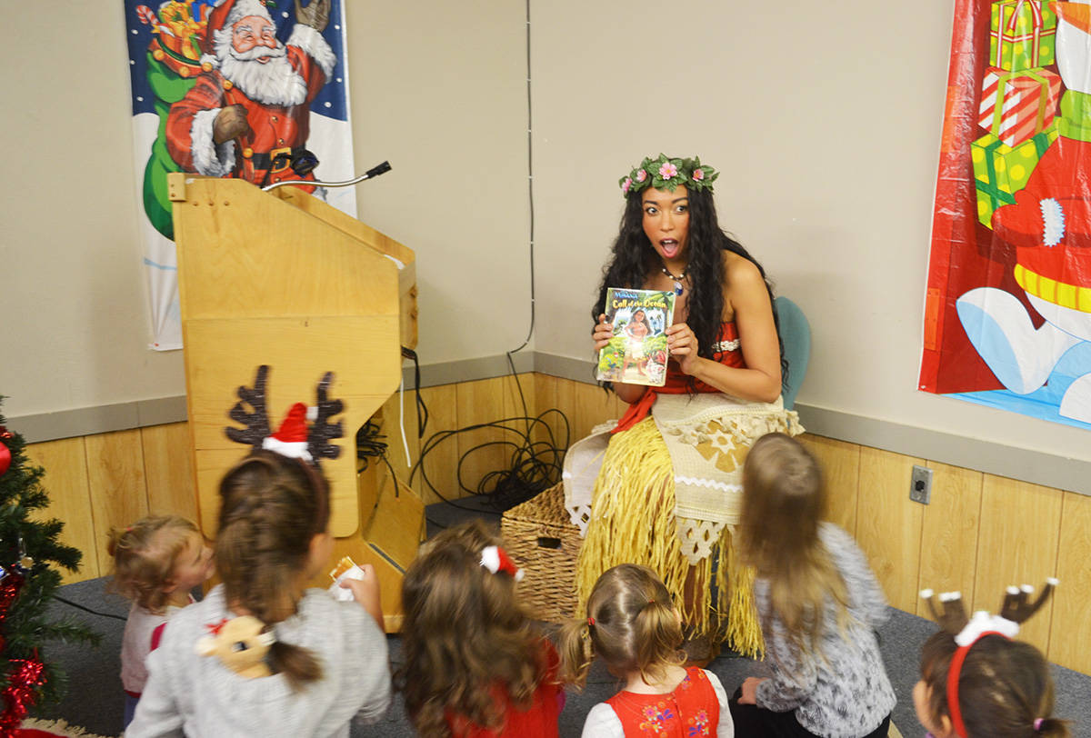 9734166_web1_171214-ALT-Xmas-Party-Kids_6