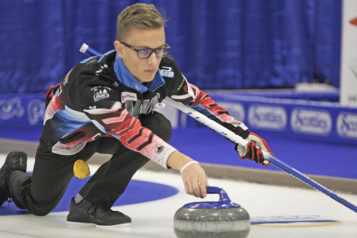 9954053_web1_171223-bc-jr-curling-Curtis-NEW