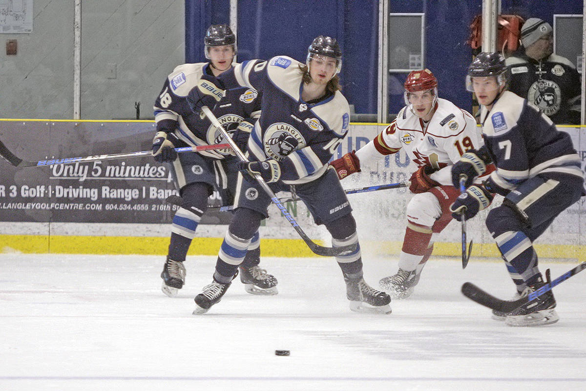 10085267_web1_180106-LAT-SPORTS-Riv-v-Chilliwack-3