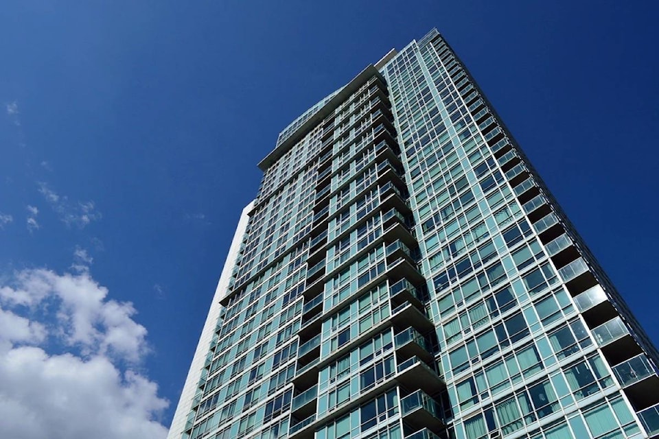 10117571_web1_180109-BPD-M-condo-2414328_1920