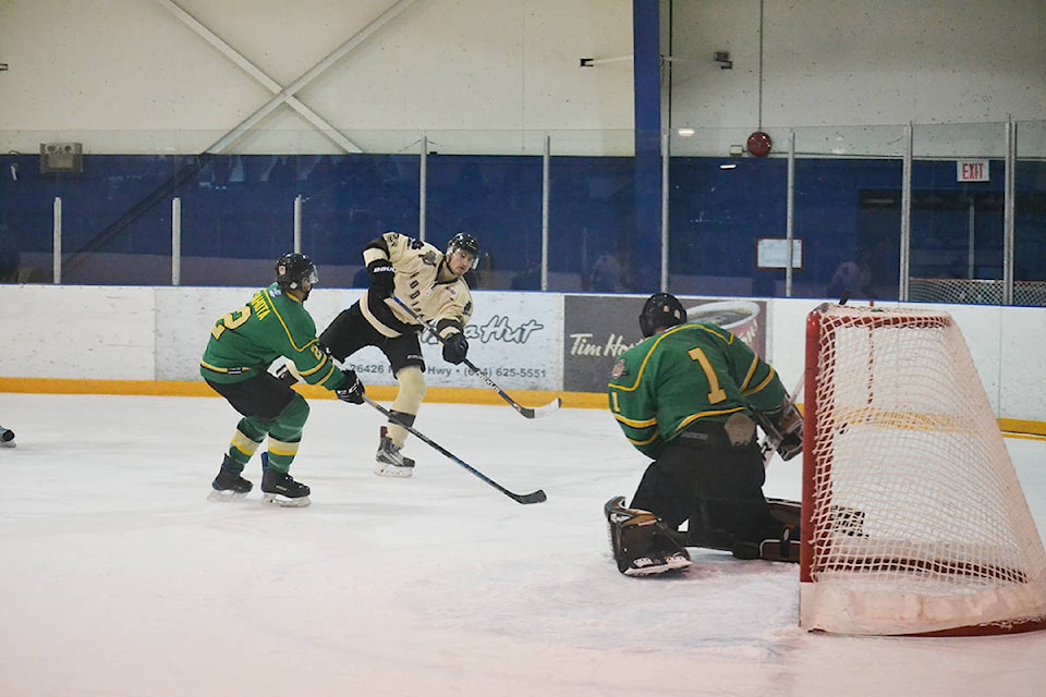 10153143_web1_180118-ALT-Kodiaks-Knights_2