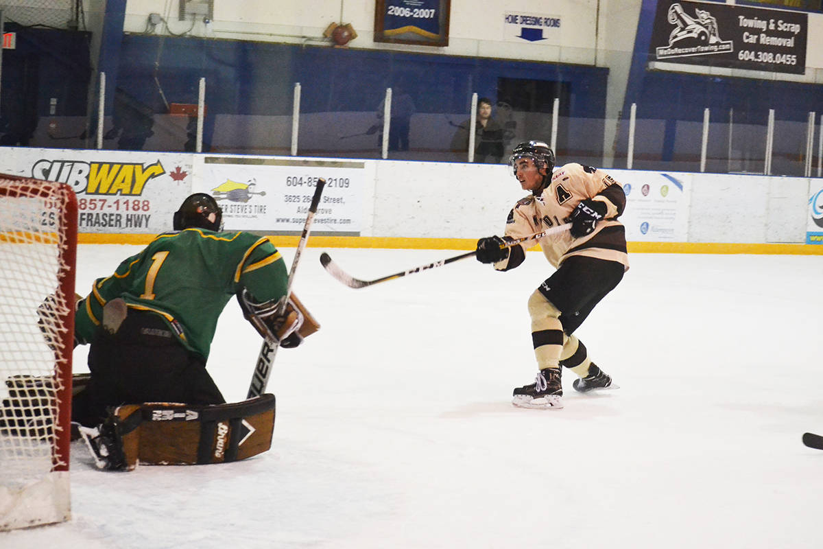 10153143_web1_180118-ALT-Kodiaks-Knights_4