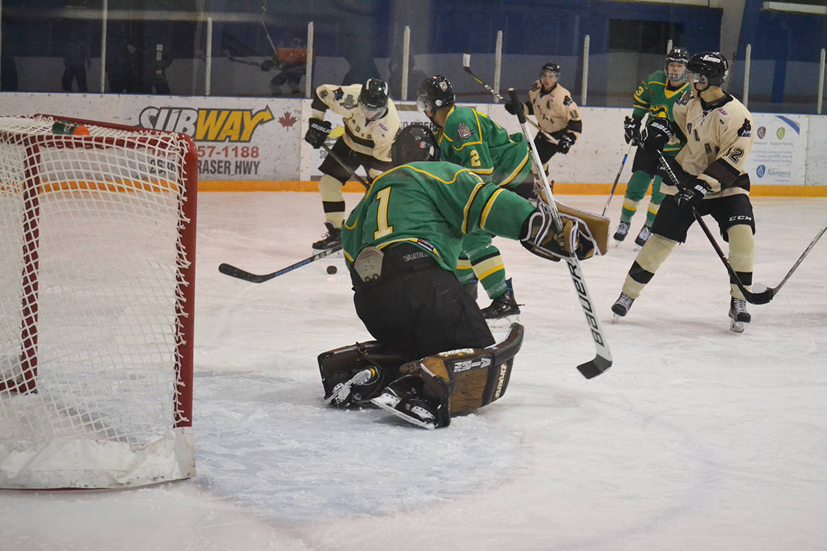 10153143_web1_180118-ALT-Kodiaks-Knights_6