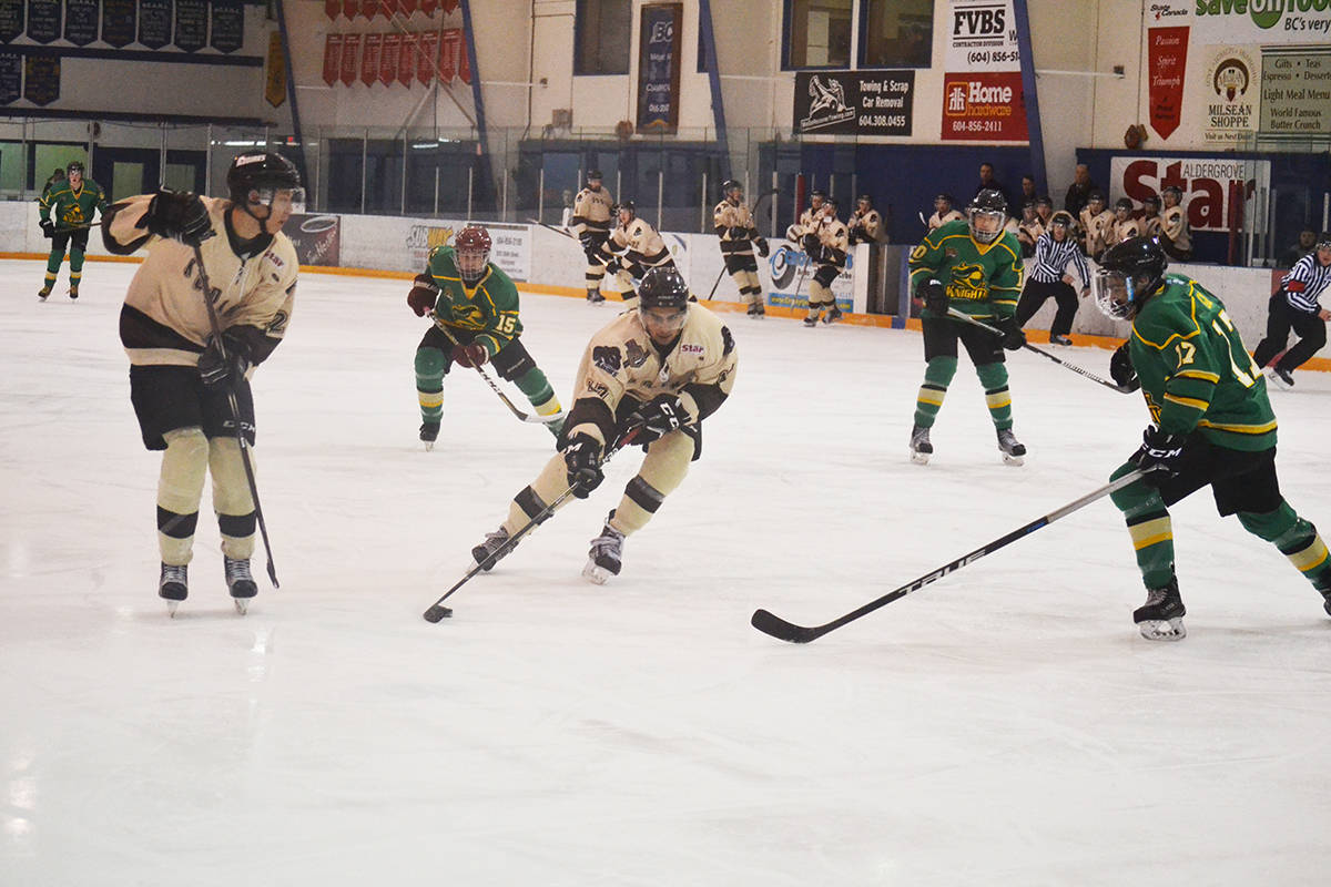 10153143_web1_180118-ALT-Kodiaks-Knights_8