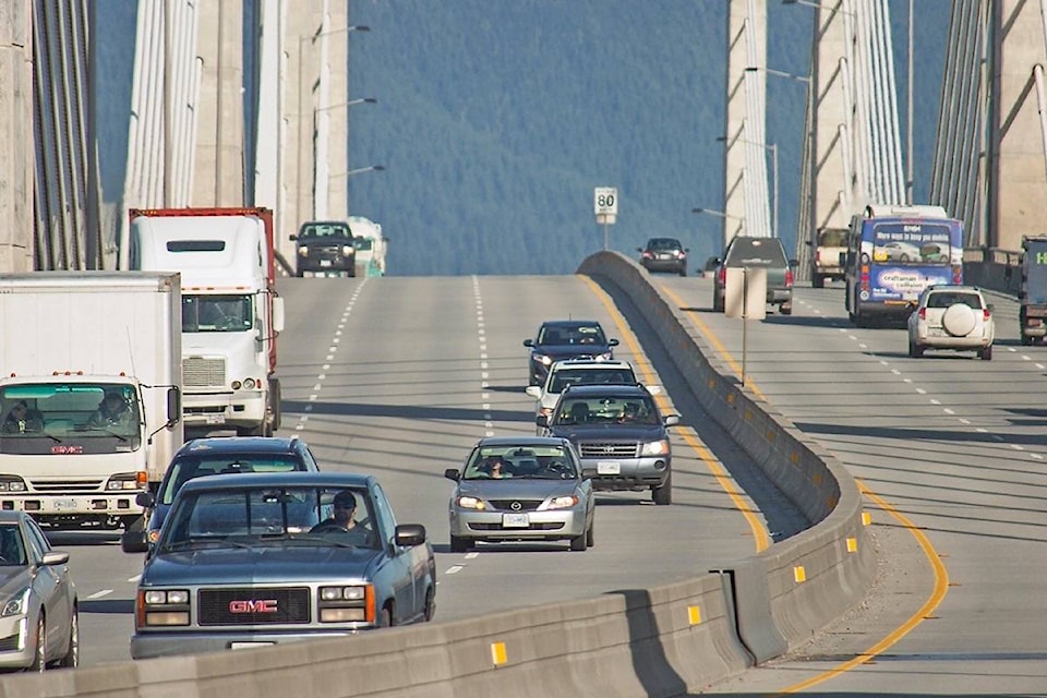 10225545_web1_180117-LAT-M-Golden-Ears-traffic