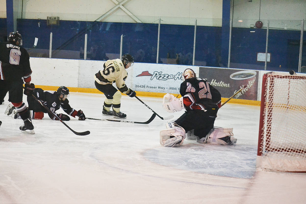 10254899_web1_180125-ALT-Kodiaks_3