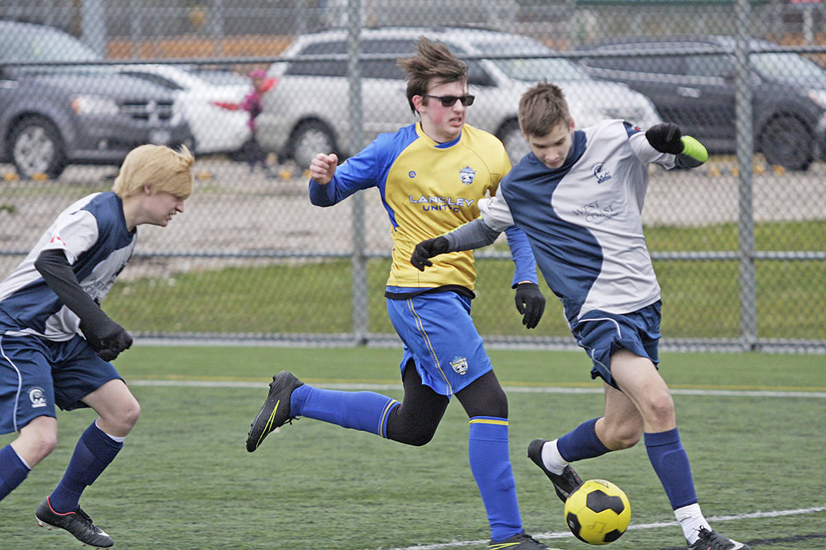 10373435_web1_180127-LAT-U16-soccer-3