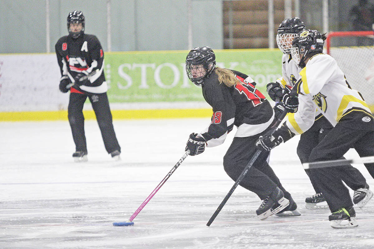 10469751_web1_180203-LAT_SPORTS_Ringette-2