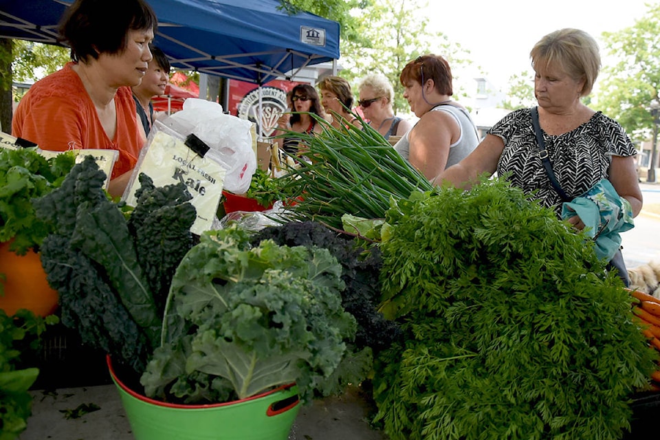 10821863_web1_180228-LAT-farmers-market-file2