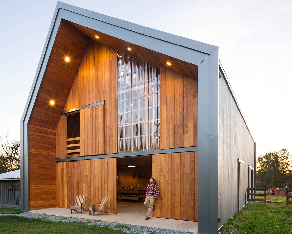 11623273_web1_180503-ALT-Unique-Barn-prizewinner_4