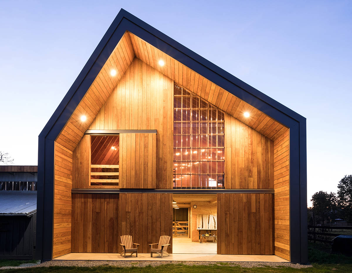 11623273_web1_180503-ALT-Unique-Barn-prizewinner_8