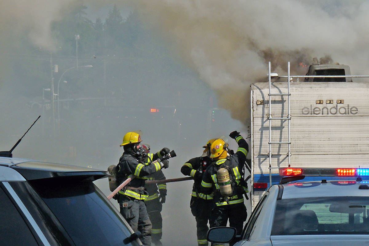 11722499_web1_180504-LAT-fire-in-fraser-2