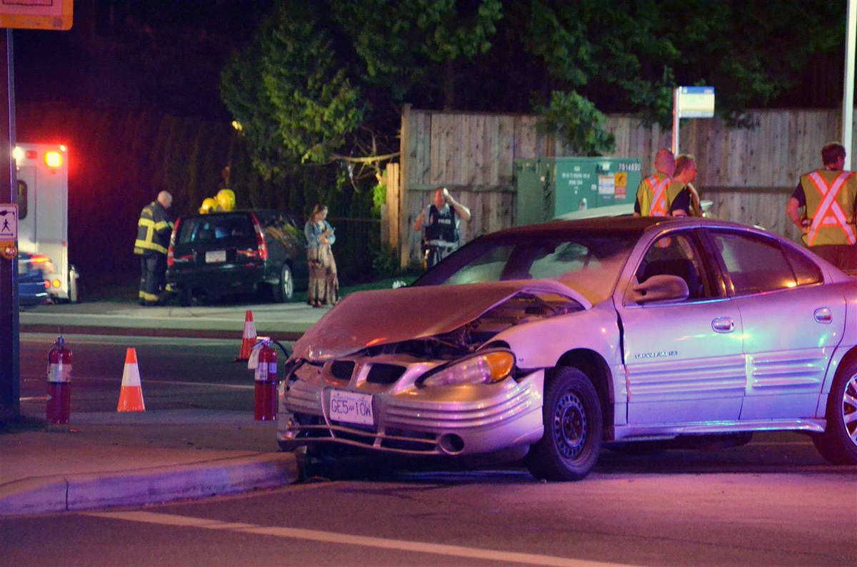 11867908_web1_180514-LAT-police-takedown5