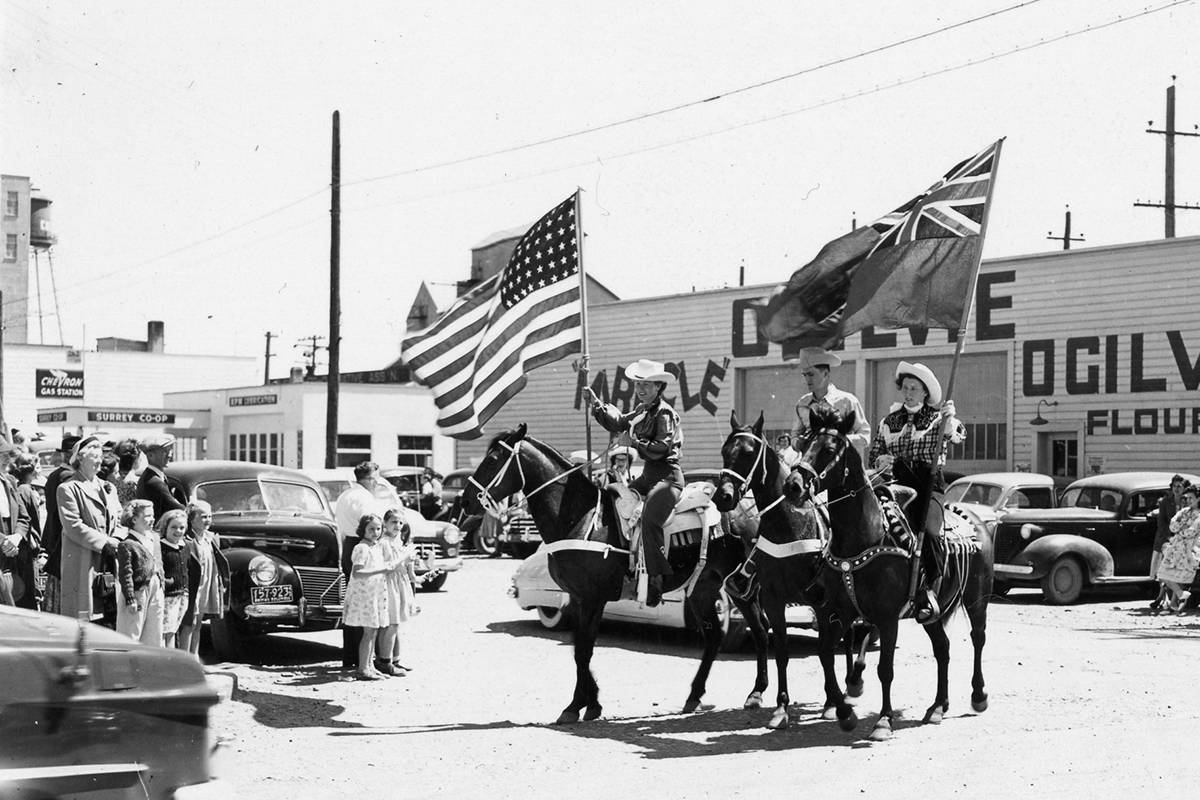 11967150_web1_180509-CLR-CLRODEO-RodeoQueen_3