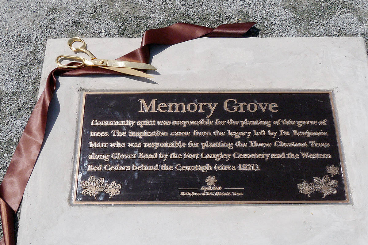 12157858_web1_180602-LAT-Memory-Grove-plaque