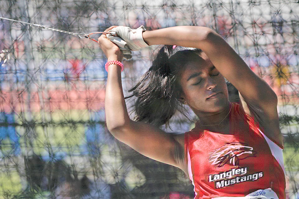 12356050_web1_copy_180617-LAT-mustangs-Suriya