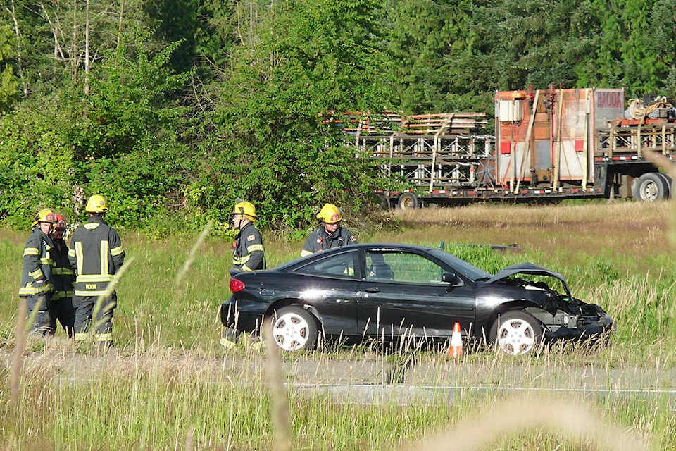 12476295_web1_180626-LAT-crash-hwy-1