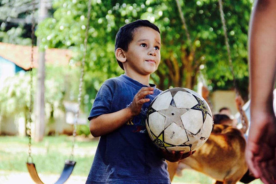 12555134_web1_180702-LAT-24-hour-soccer