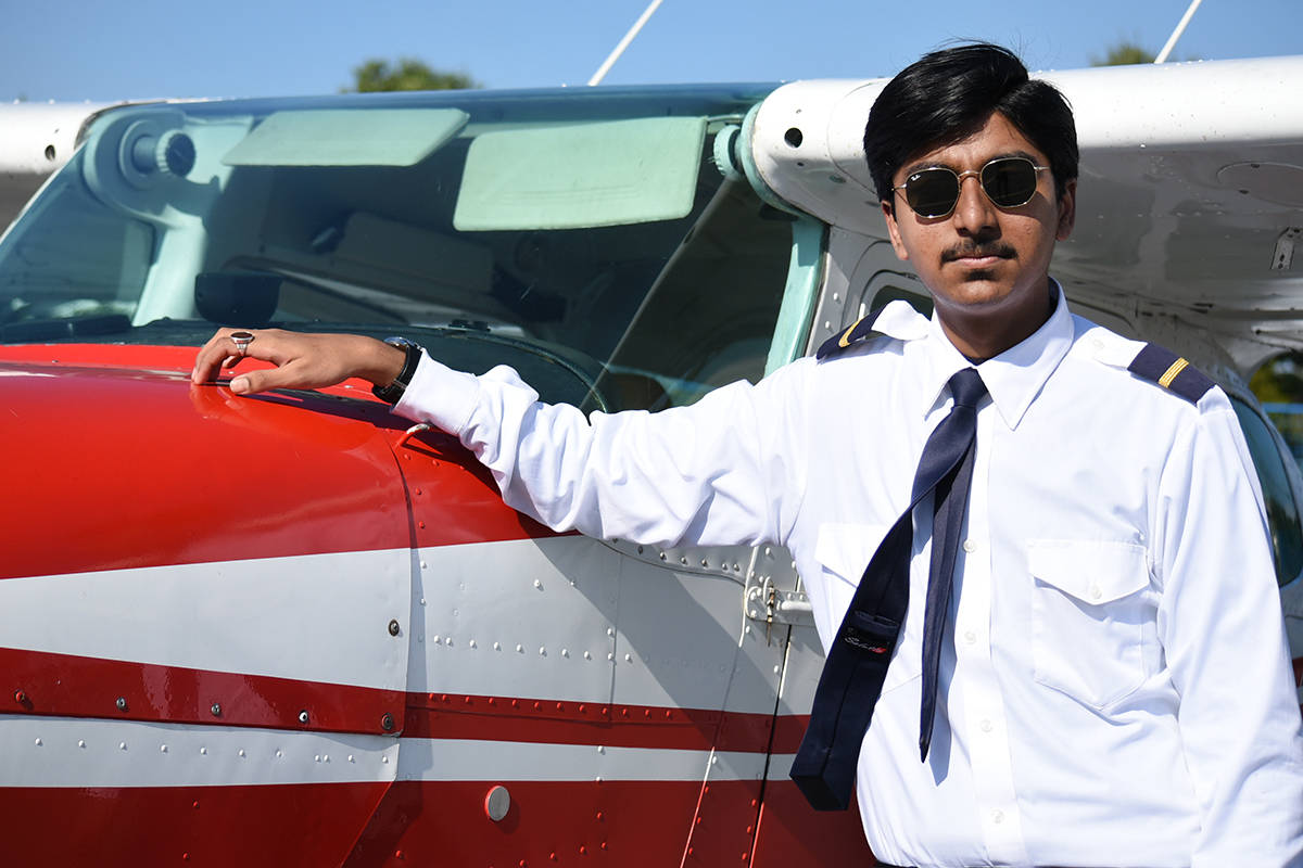 12776745_web1_copy_180725-LAT-World-Record-Youngest-Pilot_2