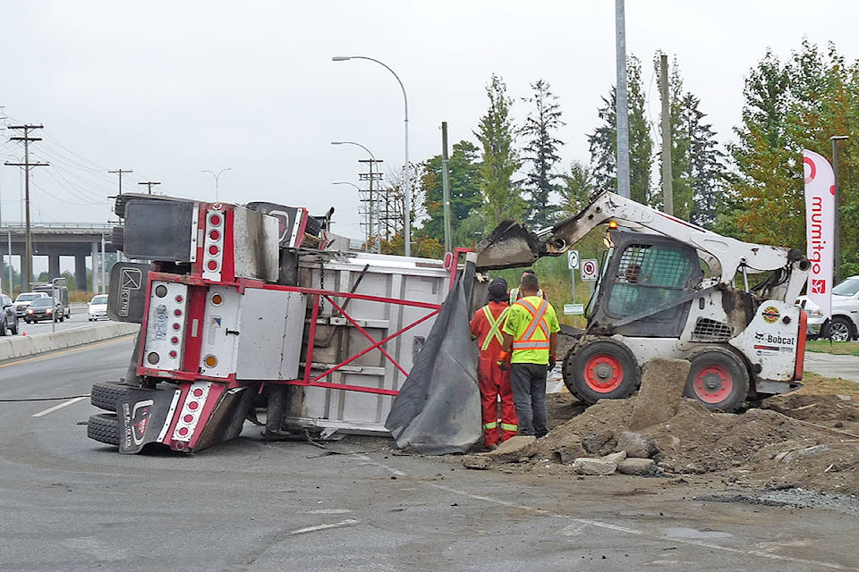 13467147_web1_copy_180908-LAT-truck-flips-1