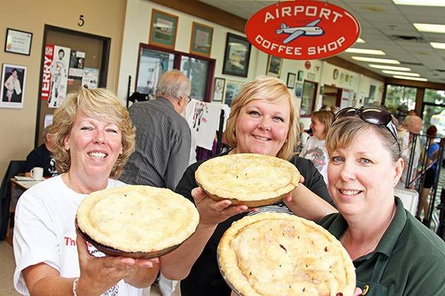 14157716_web1_181028-i-fly-for-pie-FILE