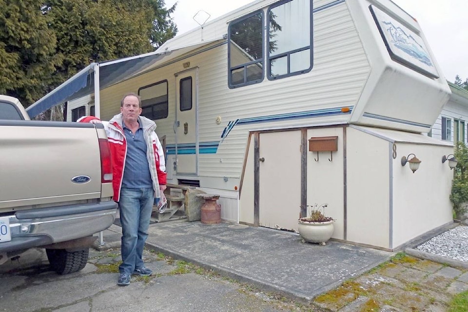 14237249_web1_14208590_web1_180308-PAN-M-park-eviction4-th