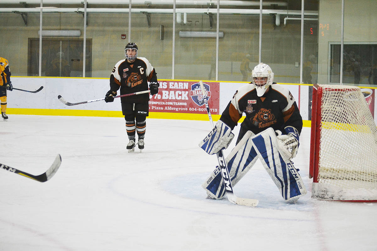 14331391_web1_181115-ALT-Kodiaks-IceHawks-Nov7_5