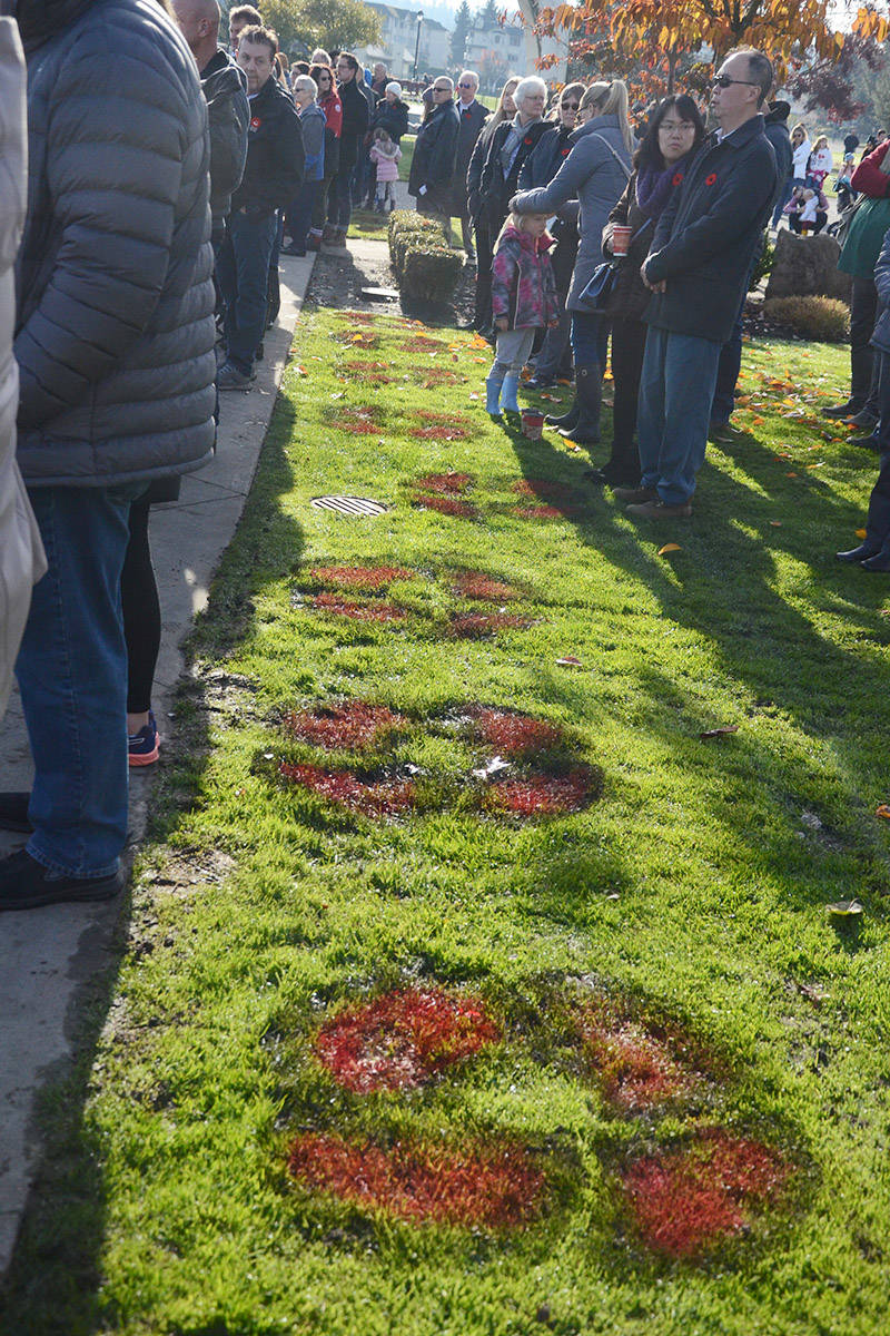 14352399_web1_181111-LAD-CityRemembrance18